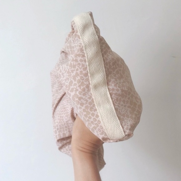 ACACIA • RARE Bikini Zip Bag in Cream Snake - Picture 6 of 14